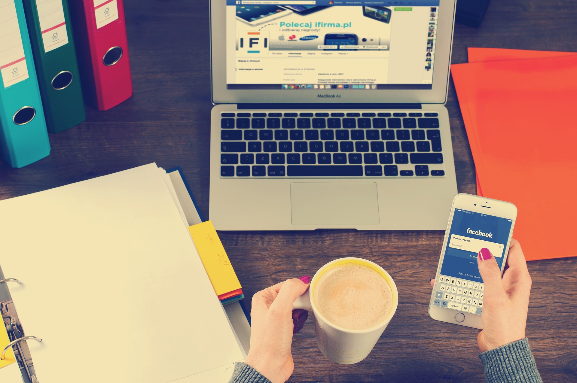 Optimize Internal Processes to Boost Marketing ROI image Streamline Content Creation